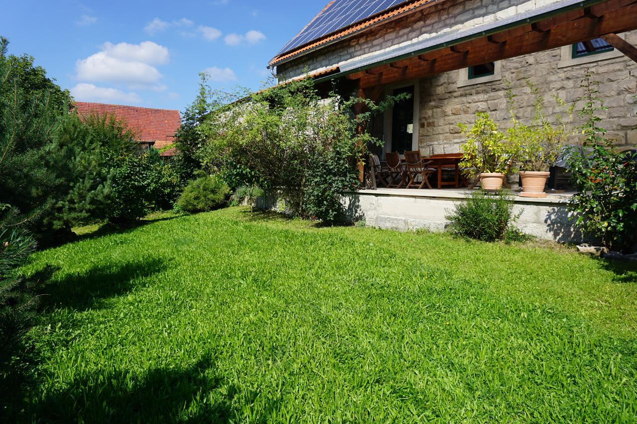 Bed and Breakfast Atelier Reinhart Rauhenebrach Exterior foto